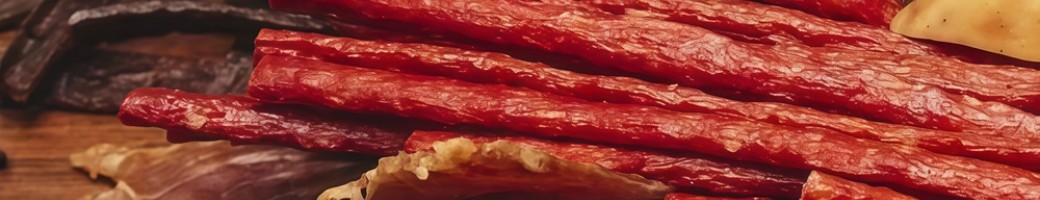 М'ясні снеки